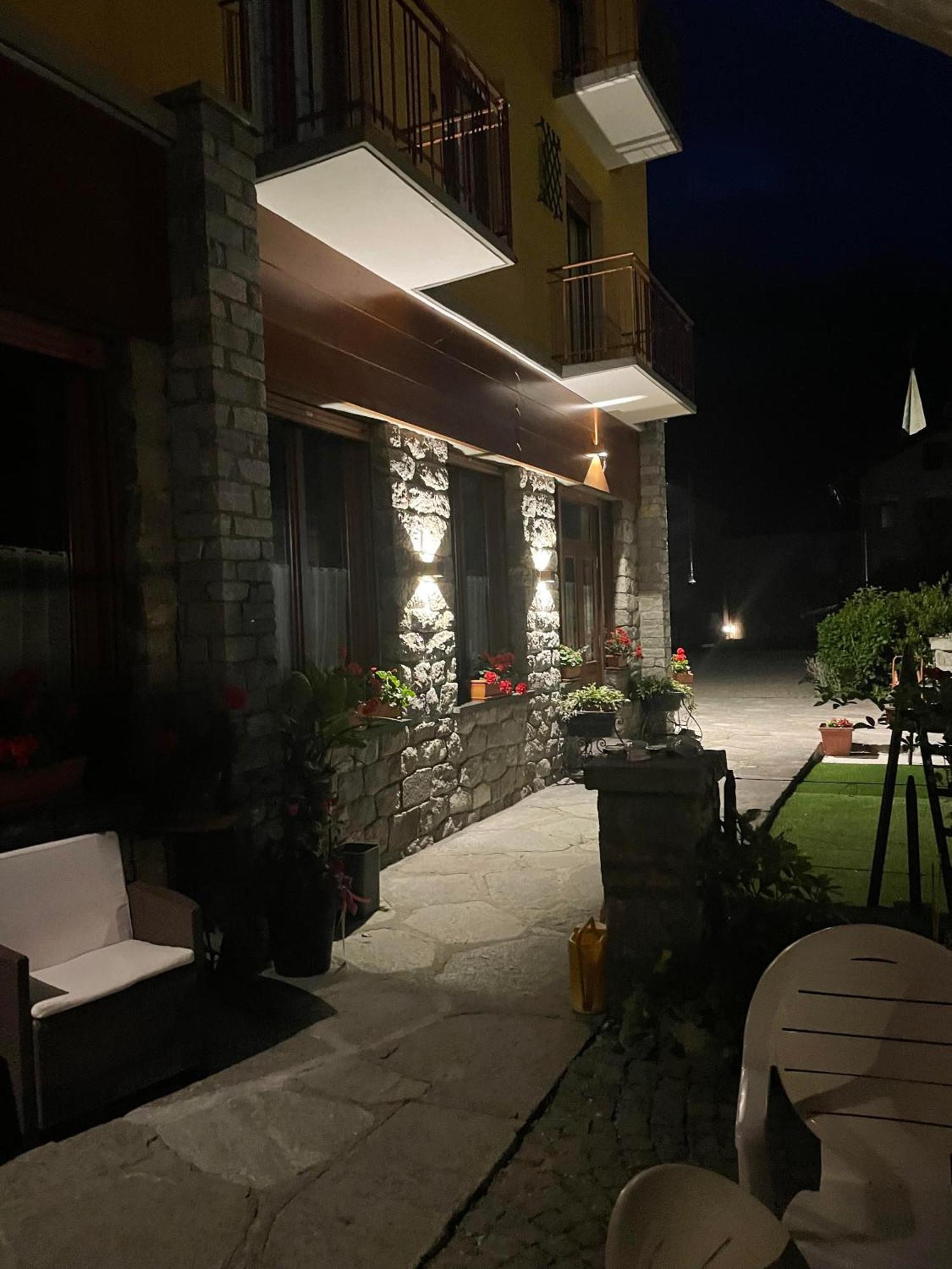 Albergo Mologna Gaby Exterior photo
